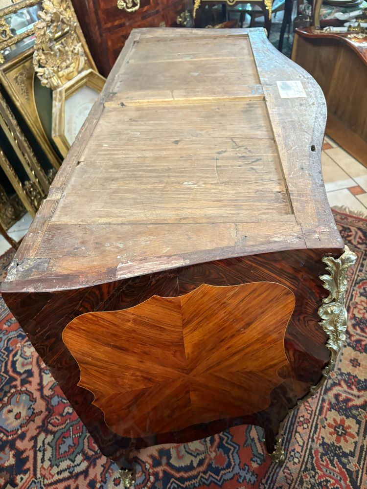 COMMODE EPOQUE LOUIS XV ESTAMPILLEE Jean-Chrysostome Stumpff (1731-1806)