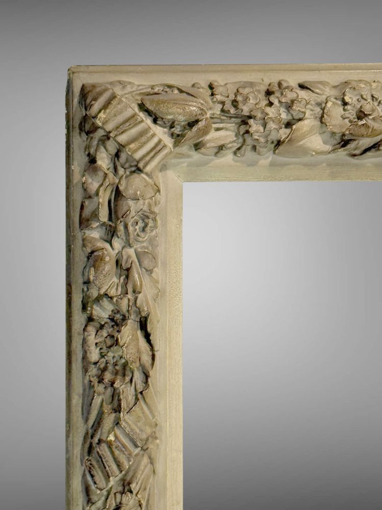 ANCIENT 19th CENTURY FRAME IN WOOD AND PAINTED STUC FOR PAINTING 35 CM X 26 CM