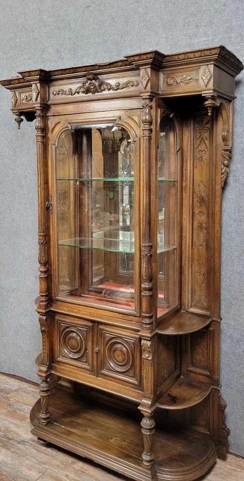 Bücherregal im Renaissancestil aus geschnitzter Eiche um 1850