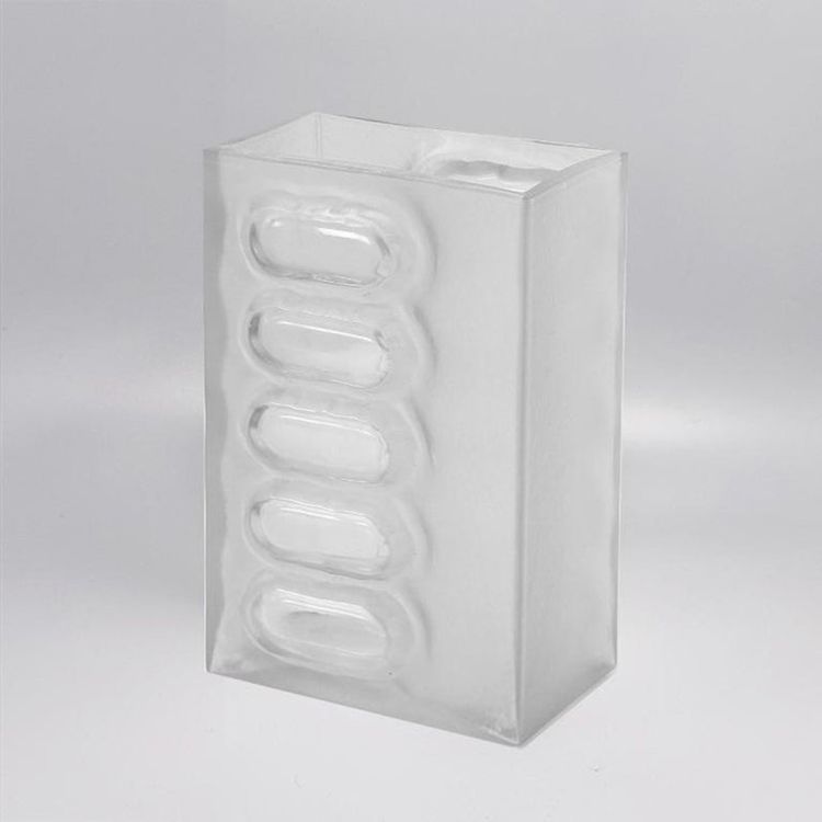Astonishing "Frost" Vase by Arnolfo di Cambio. Made In Italy