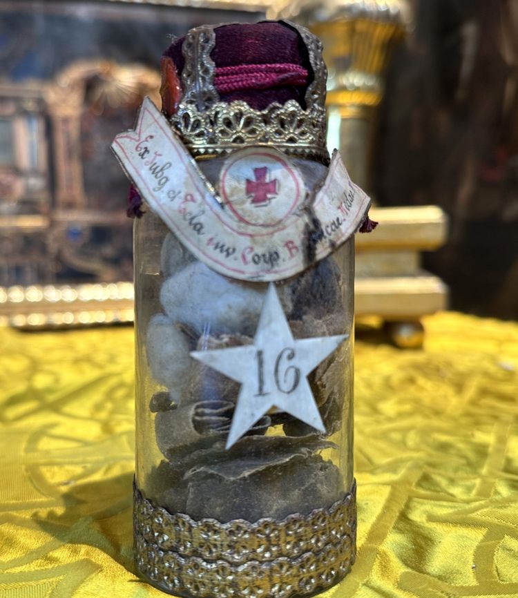 Blessed Felicia Meda reliquary bottle - early 19th century