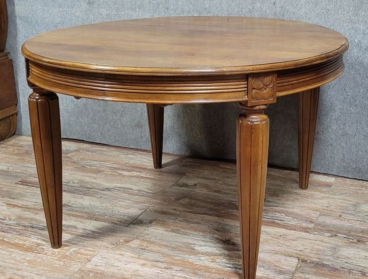 Art Deco Period Extending Table In Walnut 