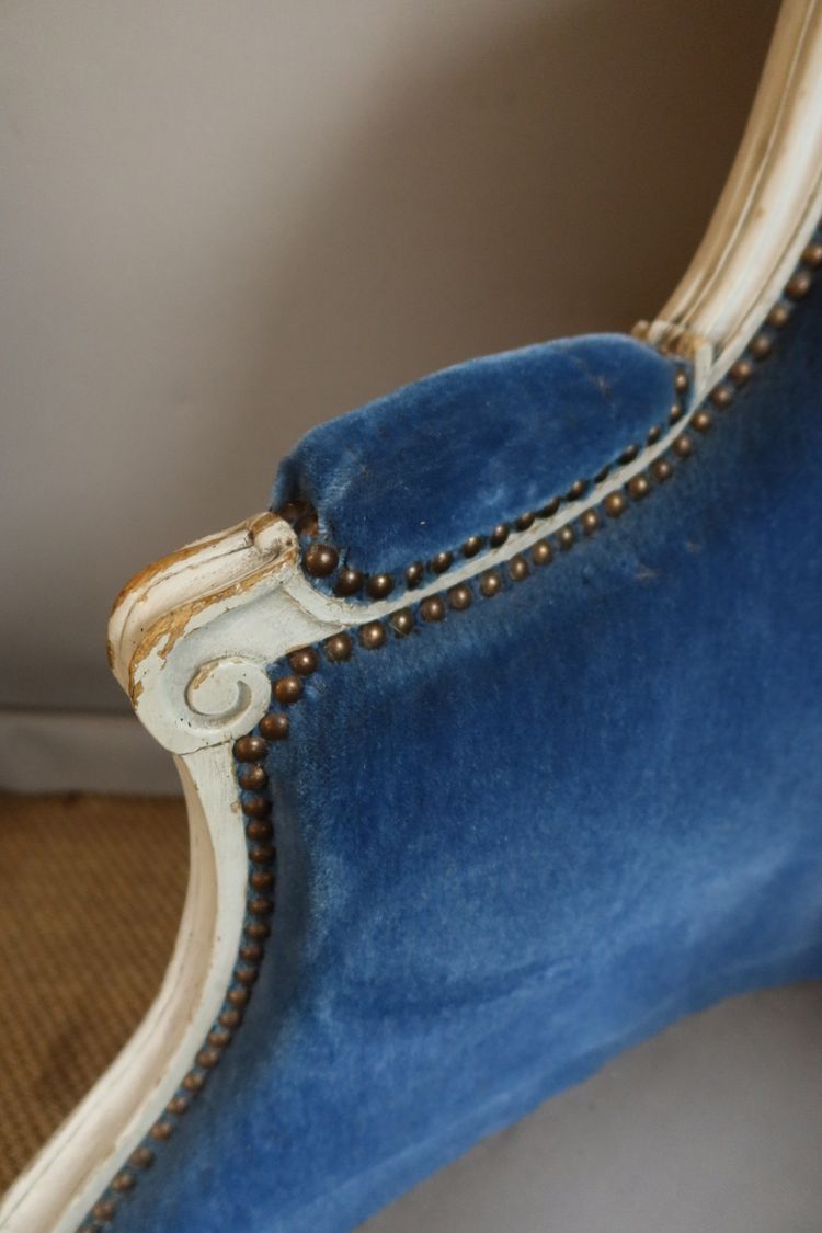 Louis XV bolster