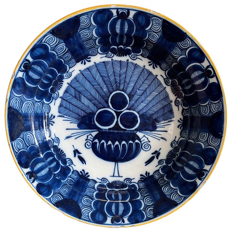 18th century Delft platter "the gilded flowerpot" workshop