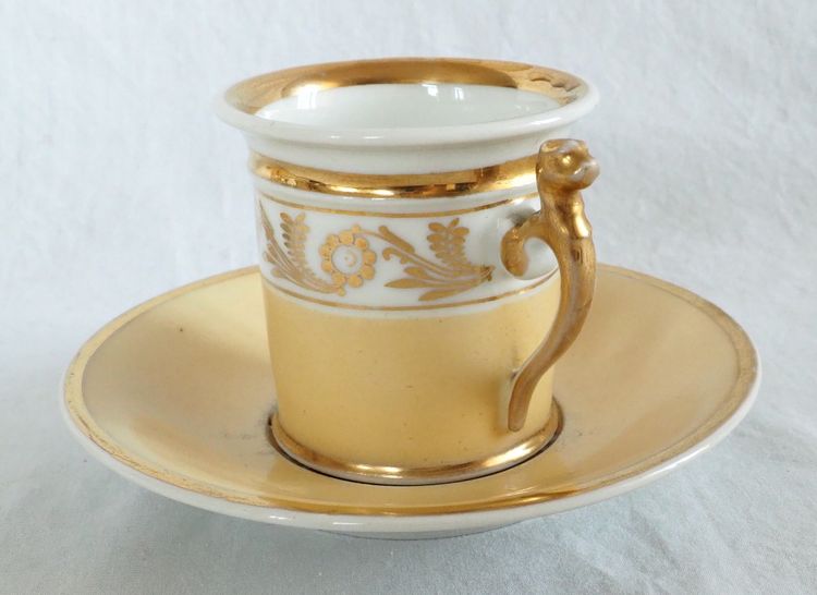 Pair of Charles X period Empire coffee cups, Nankin and gold decor - Paris porcelain