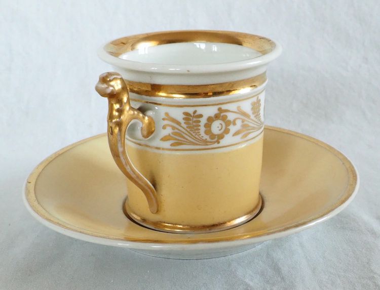 Pair of Charles X period Empire coffee cups, Nankin and gold decor - Paris porcelain