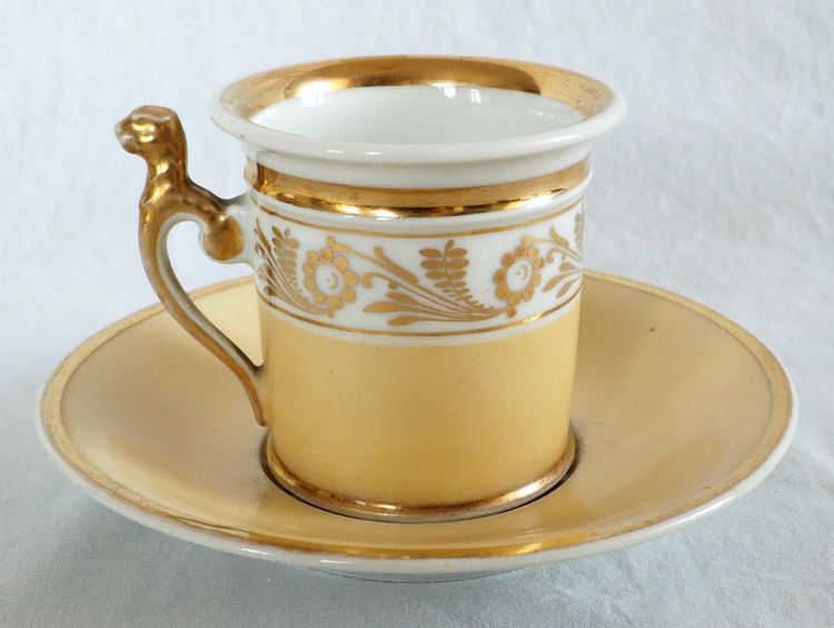 Pair of Charles X period Empire coffee cups, Nankin and gold decor - Paris porcelain