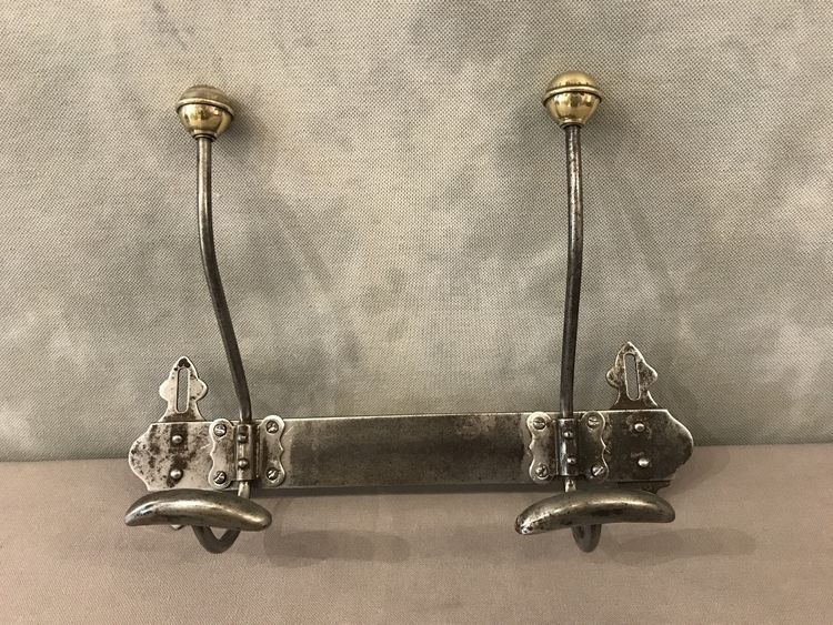 Porte manteaux, patères en fer poli d'époque 19 ème 