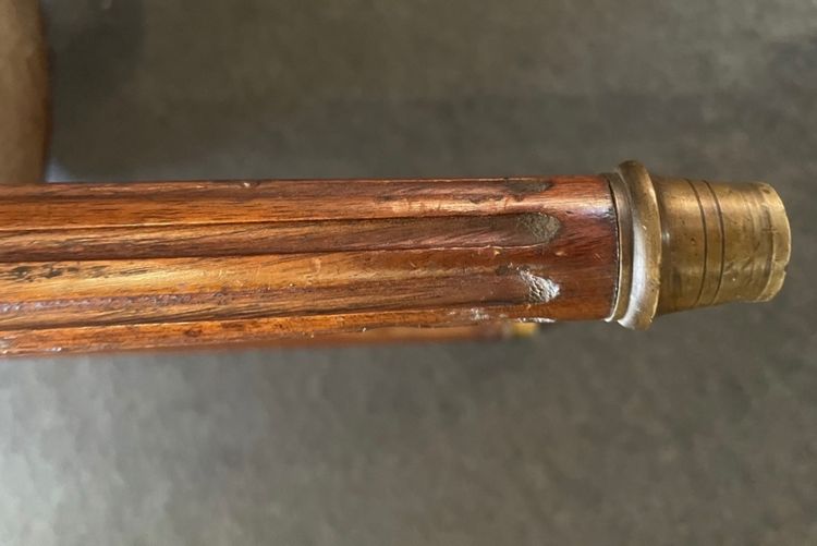 Grande table bouillotte en acajou d’époque restauration 