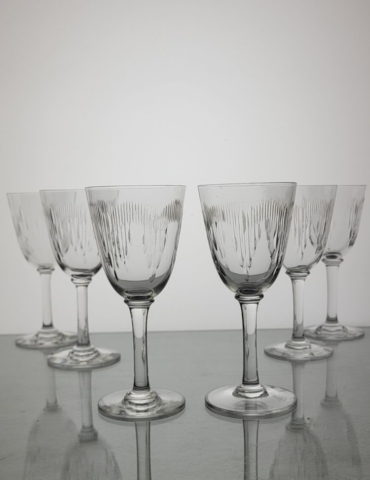 6 Baccarat crystal wine glasses model Molière