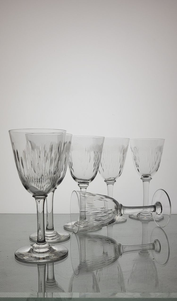 6 Baccarat crystal wine glasses model Molière