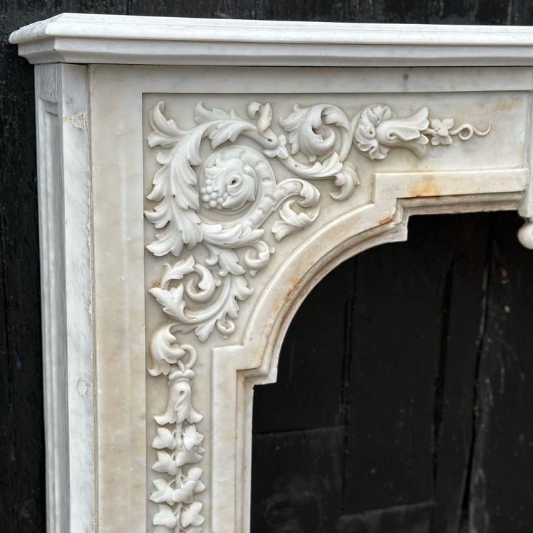 Kamin Aus Weißem Carrara-Marmor Um 1880