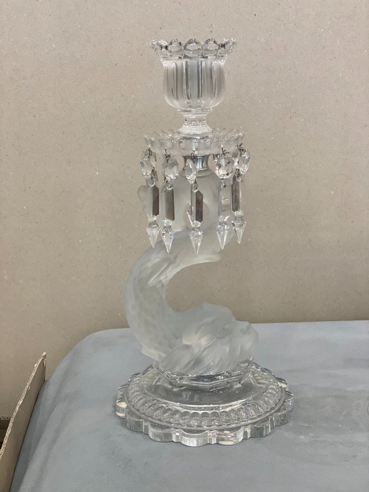 Imposing candlestick torch Baccarat Dauphin model.