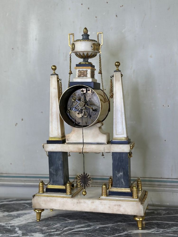 Louis XVI Portico Clock In Marble And Gilt Bronze, 18th Century
