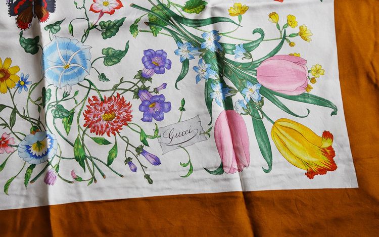 Gucci square, scarf  Perfect condition, C.1970