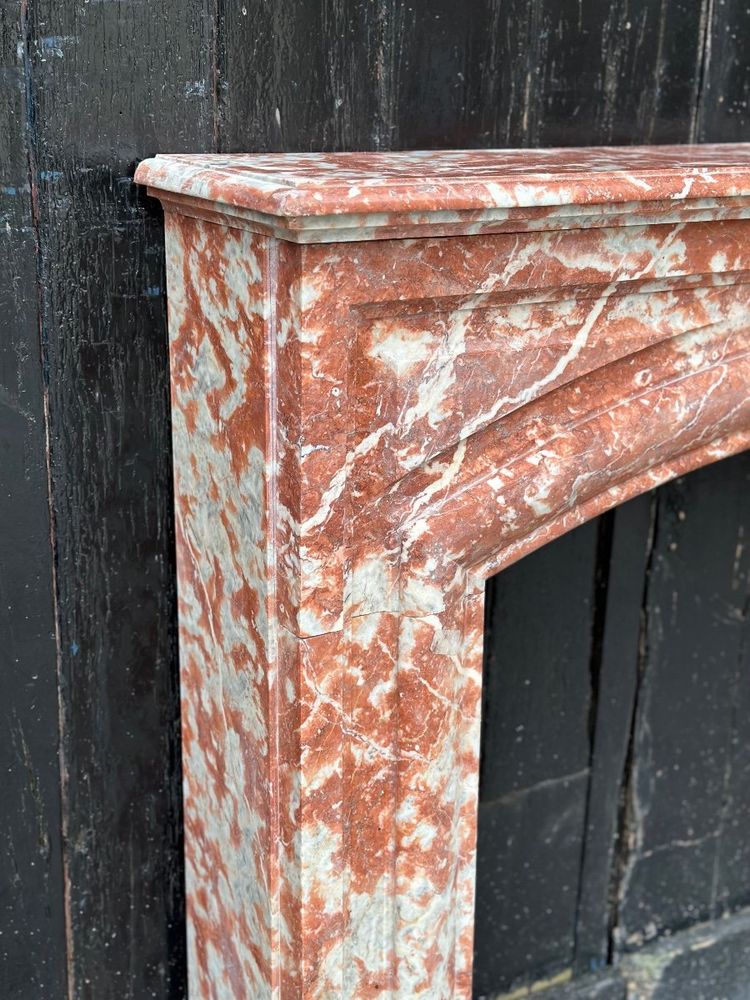 Kamin Im Stil Louis XIV Aus Rotem Marmor Aus Languedoc Um 1880