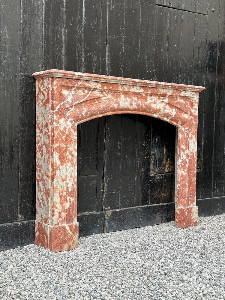 Kamin Im Stil Louis XIV Aus Rotem Marmor Aus Languedoc Um 1880