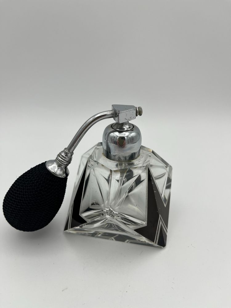 Art Deco perfume spray