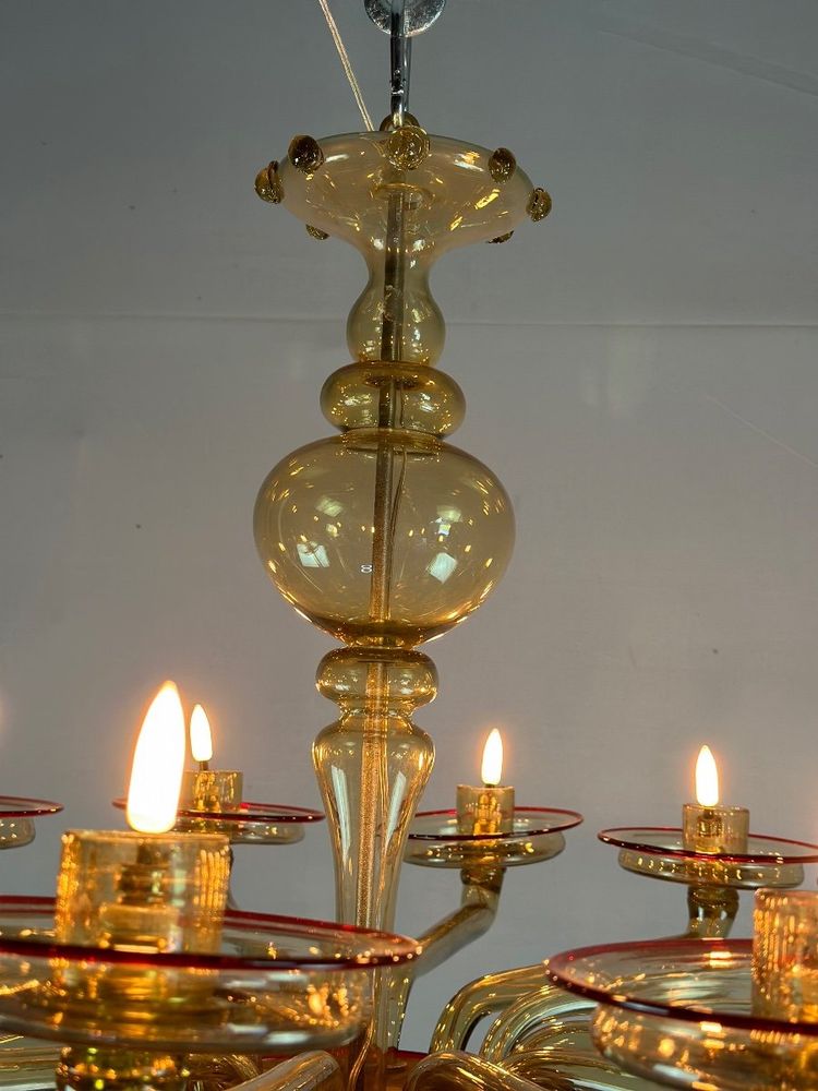 Venezianischer Kronleuchter aus Muranoglas in Mordoré mit rotem Netz, Venini Um 1940