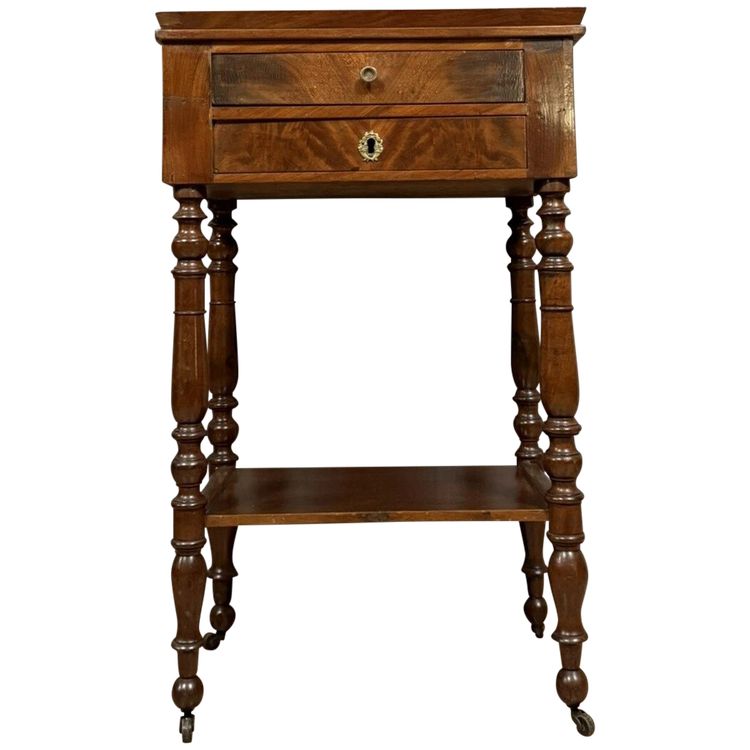 Table d'apparat époque Empire en acajou vers 1820