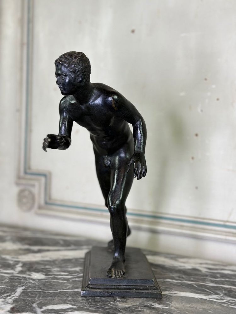 Bronzo Grand Tour, Un Des Deux Coureurs De La Villa Des Papyri, patina nera 1880 ca.