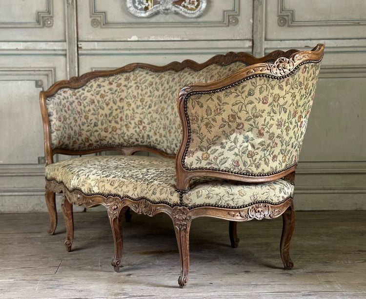 Banquette Corbeille Louis XV En Bois Sculpté, XVIIIème Siècle