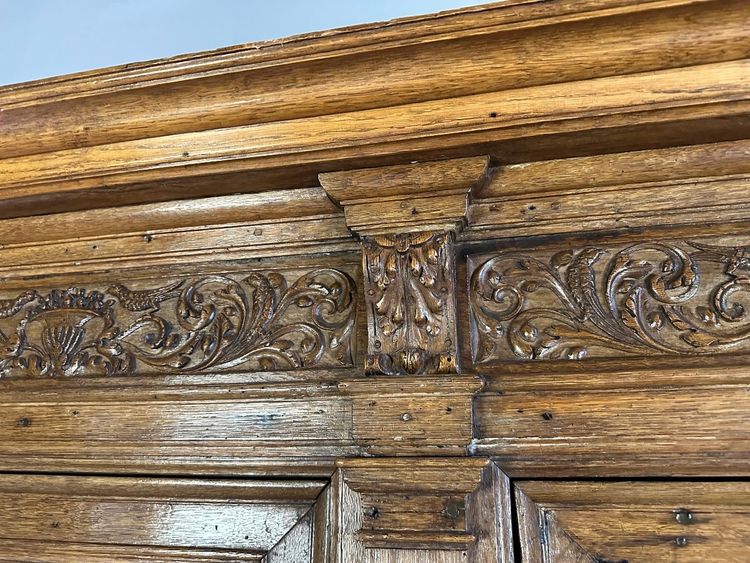Armadio doppio rinascimentale in rovere, Paesi Bassi, XVII secolo