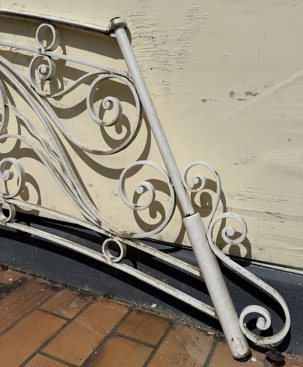 Rampe ou garde corps de montée d'escalier en fer 