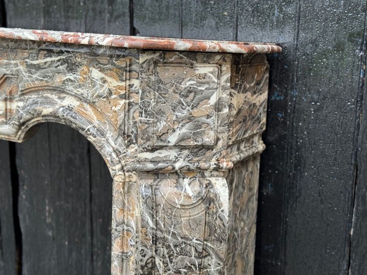 Regency Kamin Aus Grauem Marmor Des Ardennes, 18. Jahrhundert
