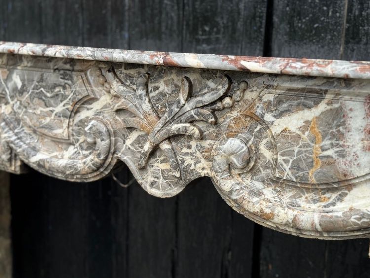 Regency Kamin Aus Grauem Marmor Des Ardennes, 18. Jahrhundert