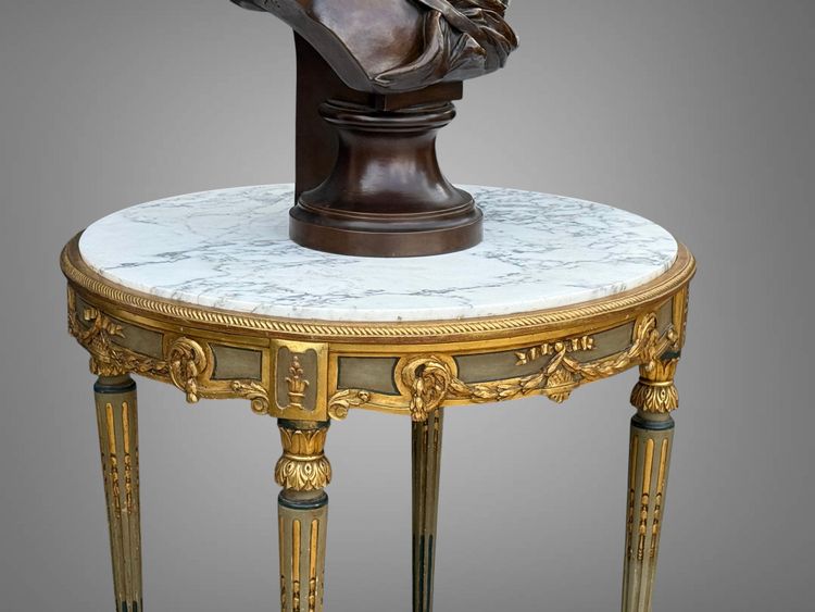 GUERIDON ROND XIXe DE STYLE LOUIS XVI EN BOIS PEINT ET DORÉ AVEC DESSUS MARBRE