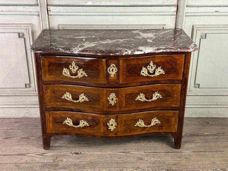 Commode Louis XV En Placage Et Bronzes Dorés, Marbre De Rance, XVIIIème Siècle