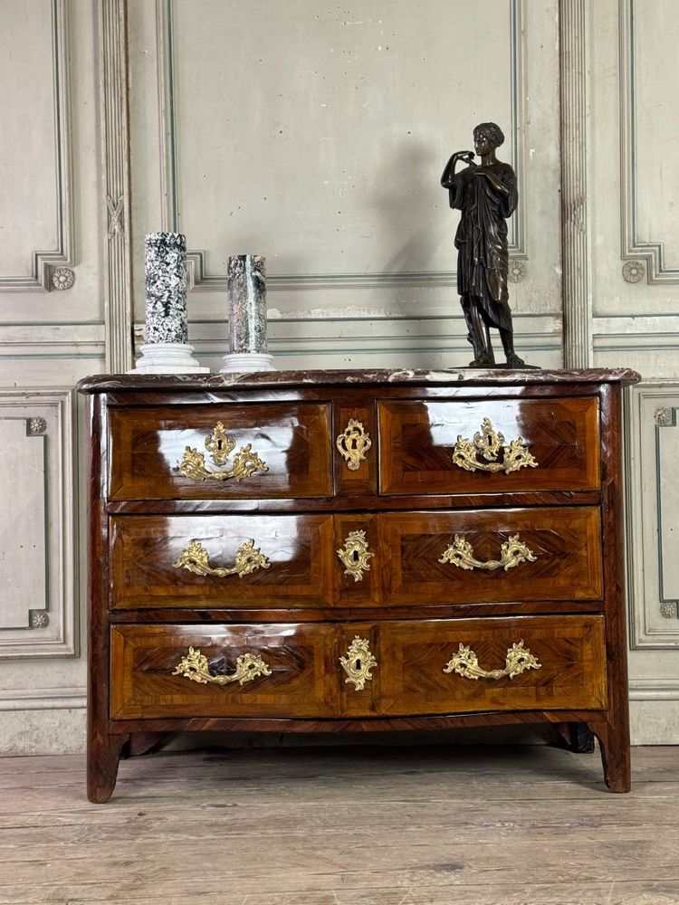 Commode Louis XV En Placage Et Bronzes Dorés, Marbre De Rance, XVIIIème Siècle
