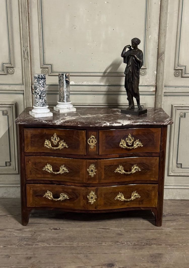 Commode Louis XV En Placage Et Bronzes Dorés, Marbre De Rance, XVIIIème Siècle
