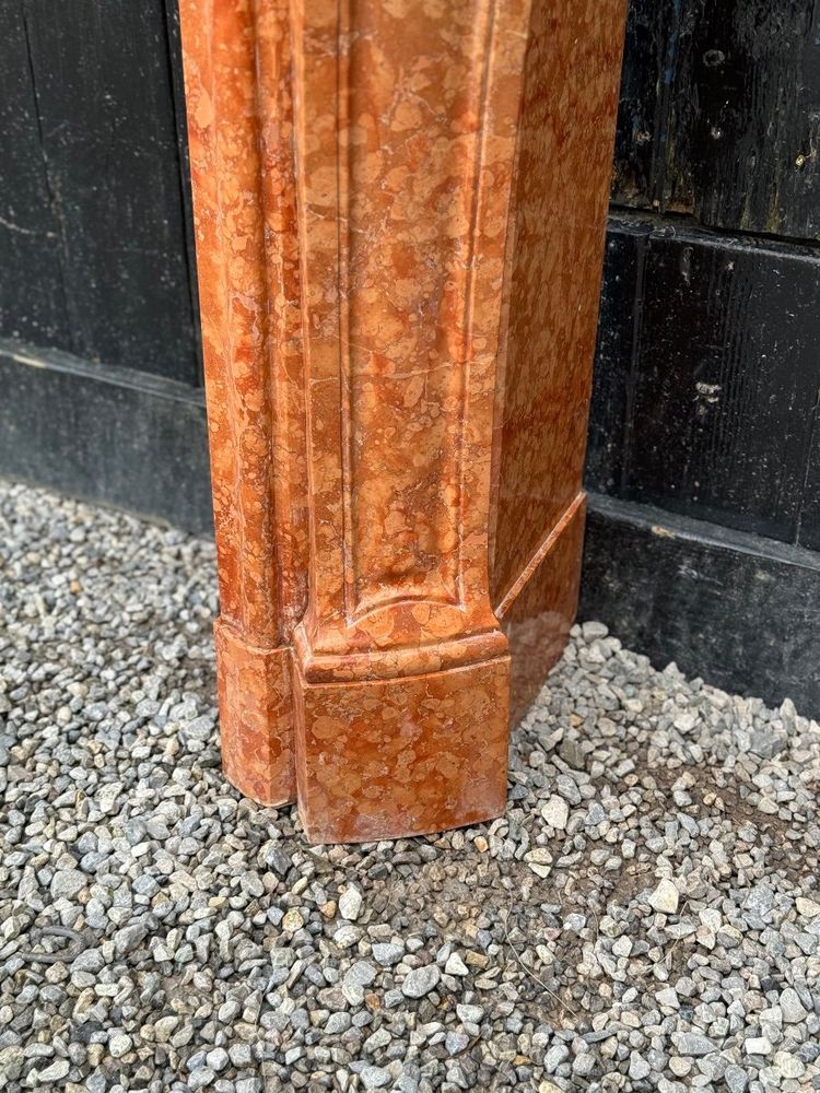 Kamin Im Stil von Louis XV Aus Rotem Veroneser Marmor Um 1880