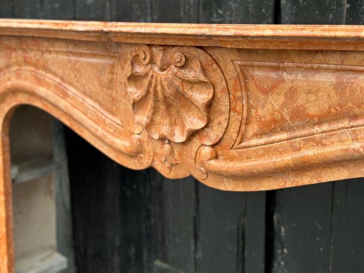 Kamin Im Stil von Louis XV Aus Rotem Veroneser Marmor Um 1880