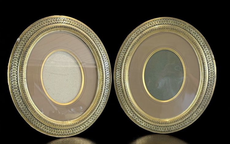 PAIRE DE GRANDS CADRES EPOQUE NAPOLEON III AVEC LES PASSES PARTOUT ET VITRES