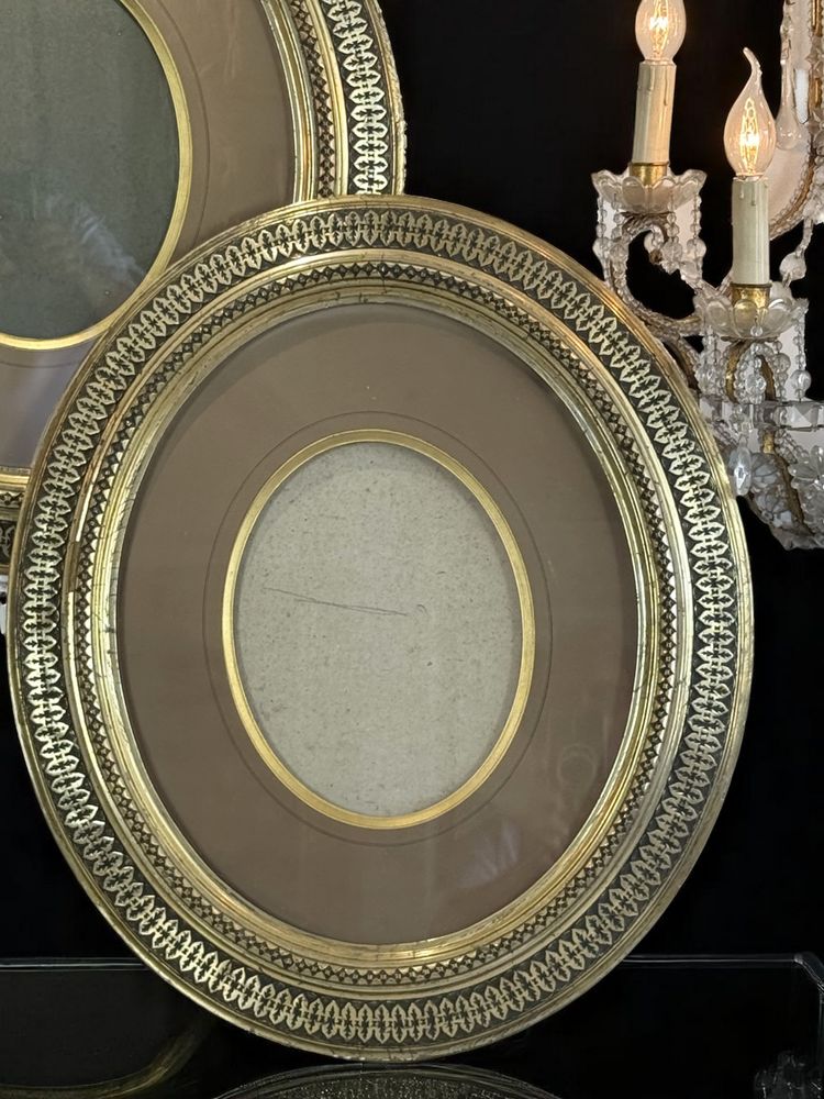 PAIRE DE GRANDS CADRES EPOQUE NAPOLEON III AVEC LES PASSES PARTOUT ET VITRES