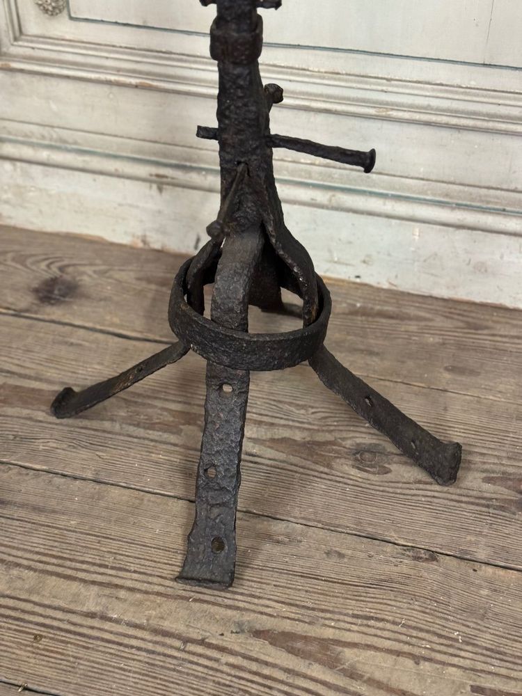 Croix En Fer Battu, XVIIIème Siècle