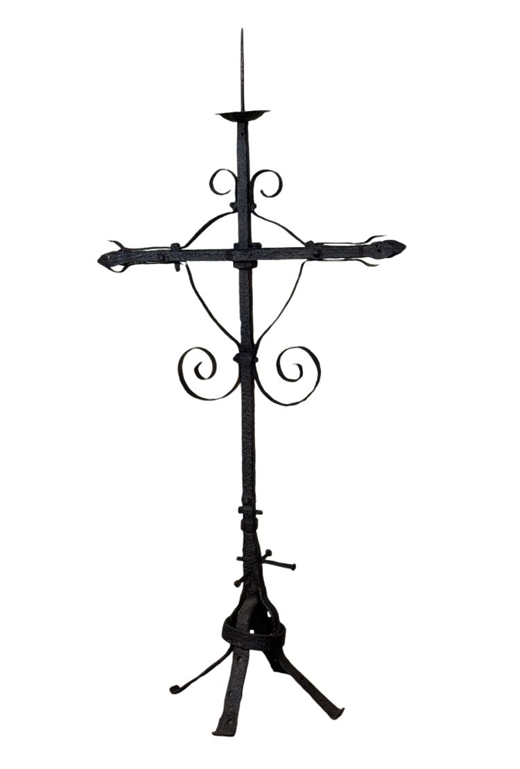 Croix En Fer Battu, XVIIIème Siècle
