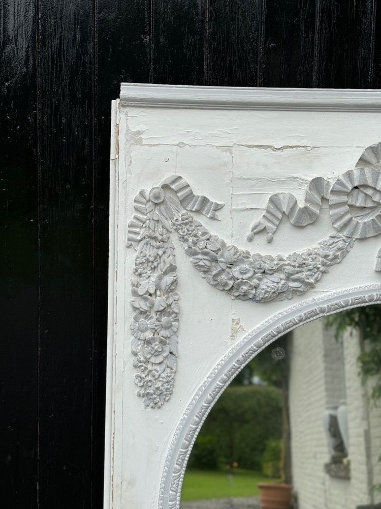 Miroir De Cheminée, Trumeau Louis XVI En Bois Sculpté Rechampi Blanc Et Gris, XVIIIème Siècle