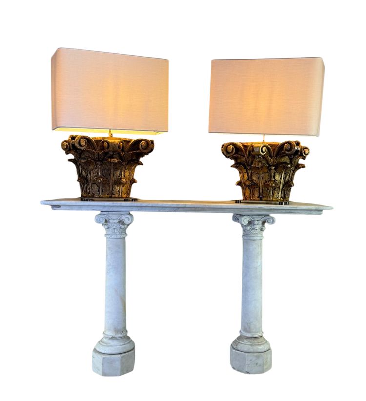 Pair of Table Lamps, Half Corinthian Capitals in Carved and Gilded Wood, 18th Century