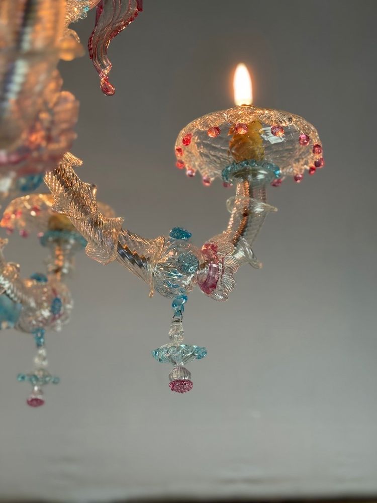 Lampadario Rezzonico Veneziano In Vetro Di Murano Multicolore Del 1900 circa