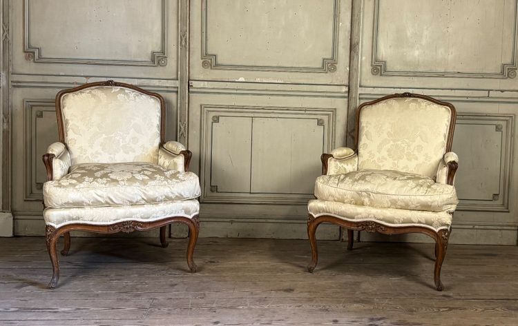 Paire De Grandes Bergères Louis XV Estampillée Nicolas Quinibert Foliot , Paris XVIIIème Siècle