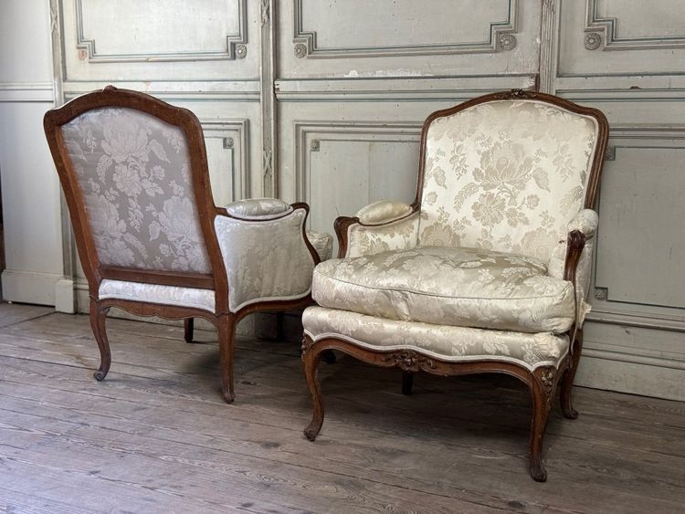 Paire De Grandes Bergères Louis XV Estampillée Nicolas Quinibert Foliot , Paris XVIIIème Siècle