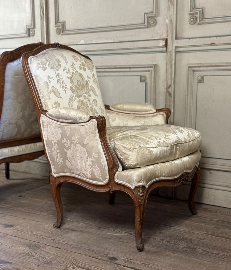 Paire De Grandes Bergères Louis XV Estampillée Nicolas Quinibert Foliot , Paris XVIIIème Siècle