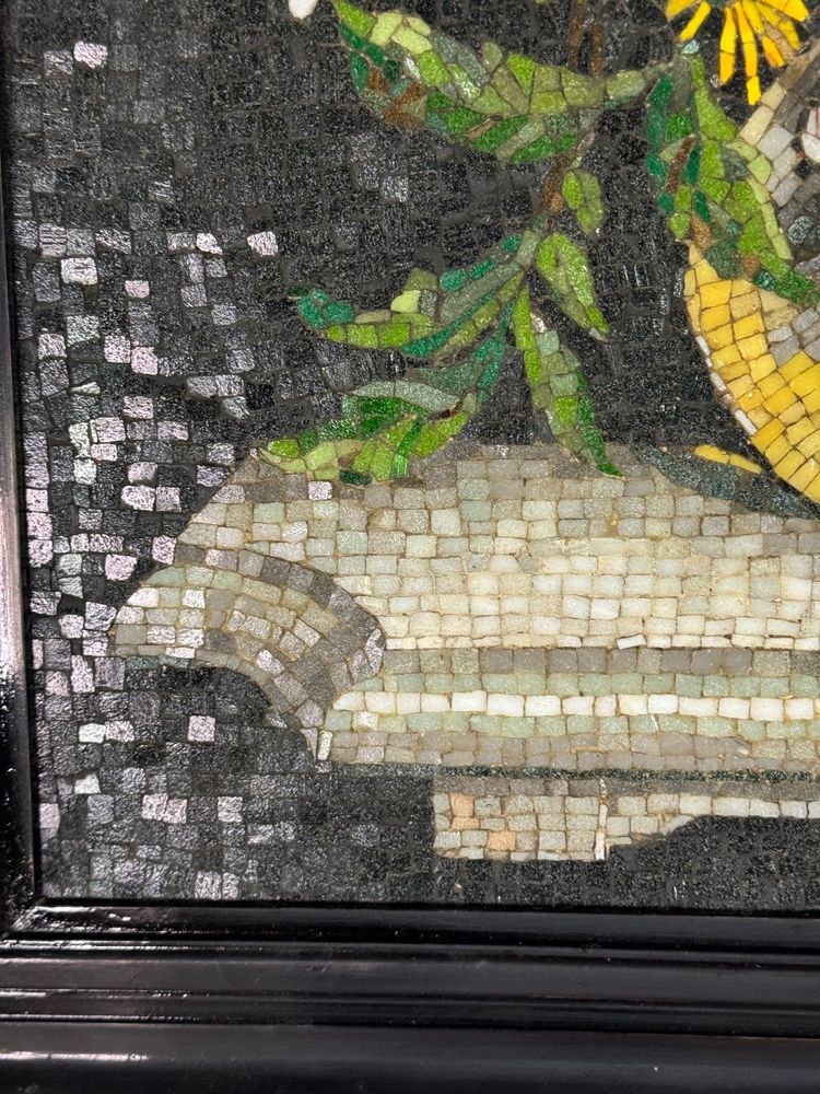 Stillleben mit Blumenstrauß, Glasmosaik, Monogramm Ch, um 1980