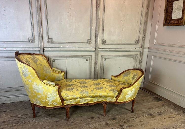 Duchesse En Bateau, Chaise Longue, Louis XV, Soierie Jaune, XVIIIème Siècle