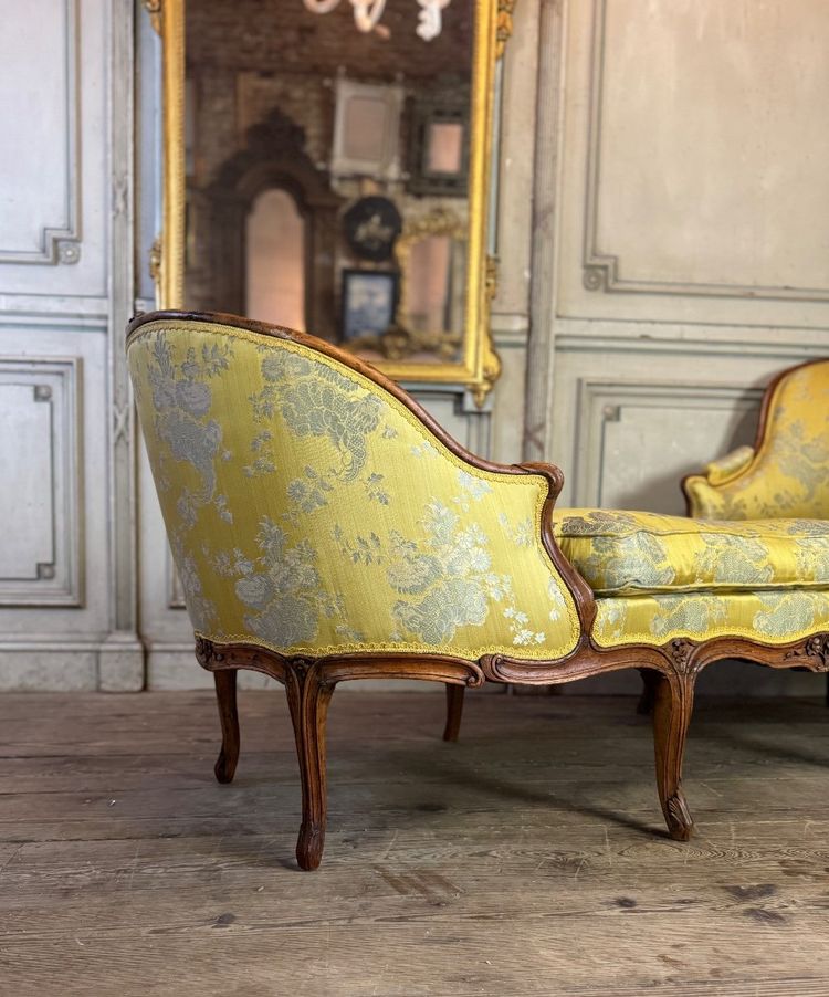 Duchesse En Bateau, Chaise Longue, Louis XV, Soierie Jaune, XVIIIème Siècle
