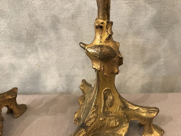 Paire de bougeoirs ancien en régule doré d'époque 19 ème 